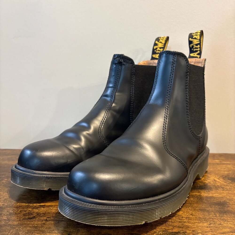 Dr. Martens 2976 YS Black Leather Chelsea Boots Mens 7 Womens 8